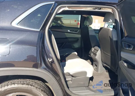 2024 Volkswagen Atlas Cross Sport Sel R-Line z USA, uszkodzony, nr VIN 1V2AE2CA1RC217976